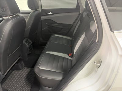 2022 Volkswagen Taos SEL