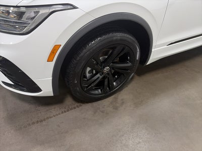 2024 Volkswagen Tiguan SE R-Line Black