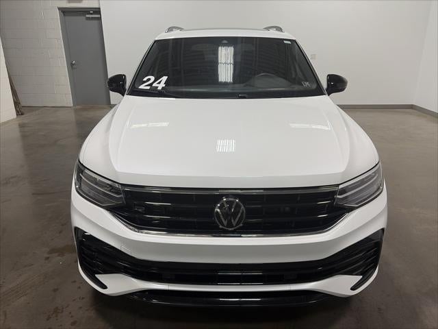 2024 Volkswagen Tiguan SE R-Line Black