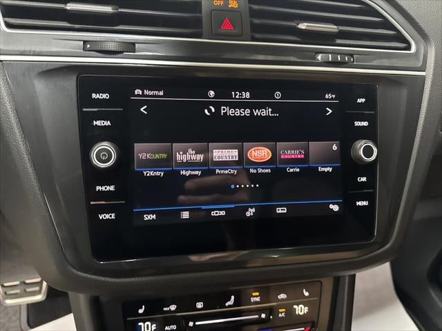 2024 Volkswagen Tiguan SE R-Line Black