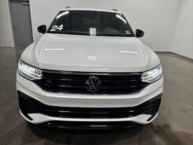 2024 Volkswagen Tiguan SE R-Line Black