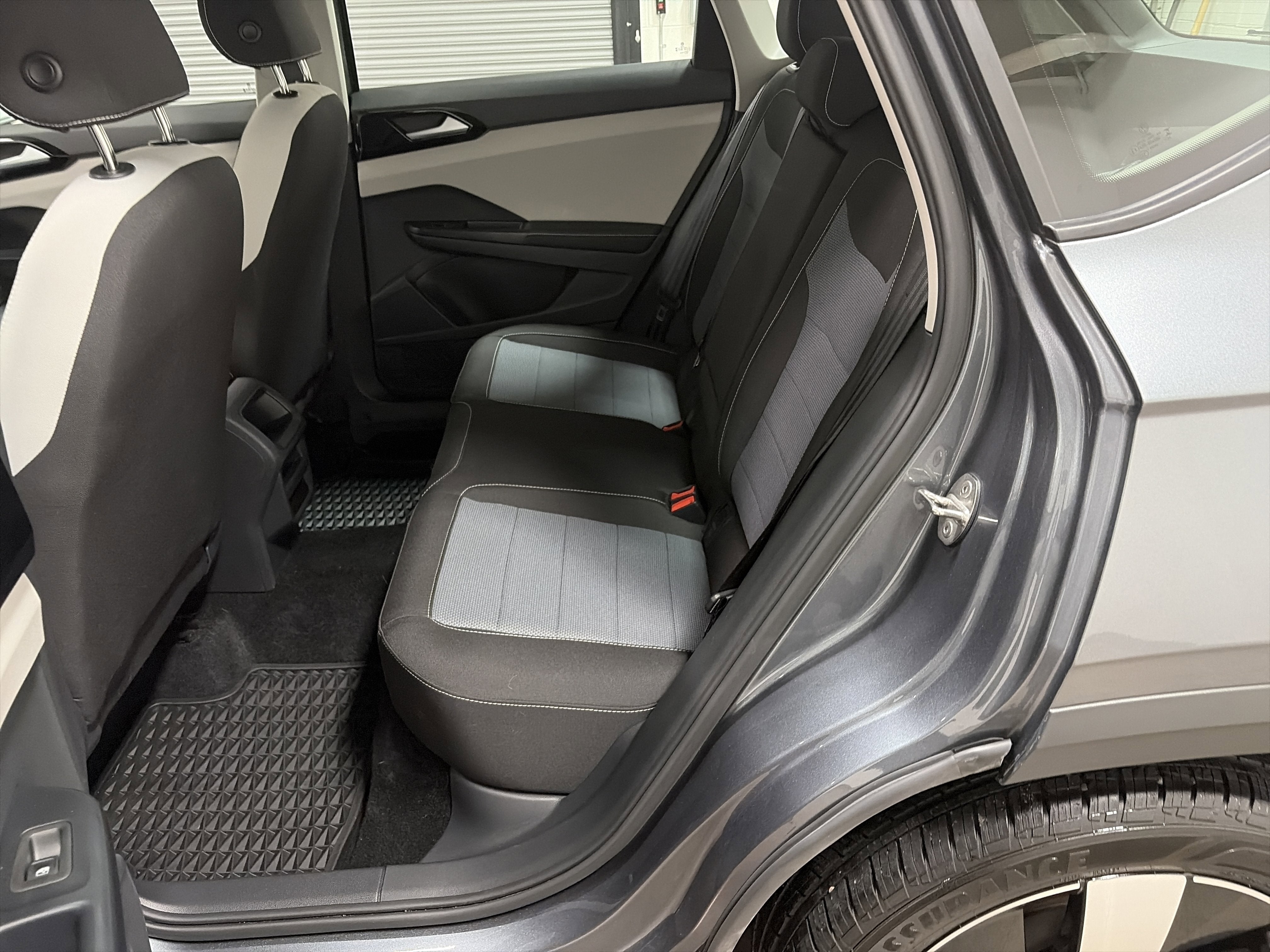 2025 Volkswagen Taos S