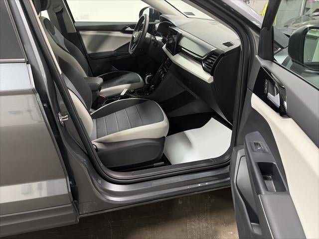 2025 Volkswagen Taos S