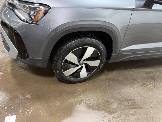 2025 Volkswagen Taos S