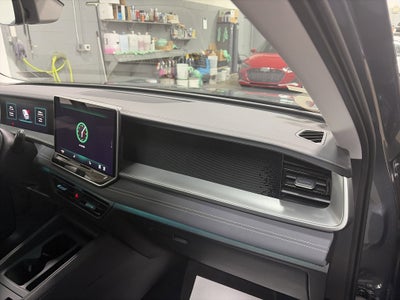 2025 Volkswagen Tiguan SE