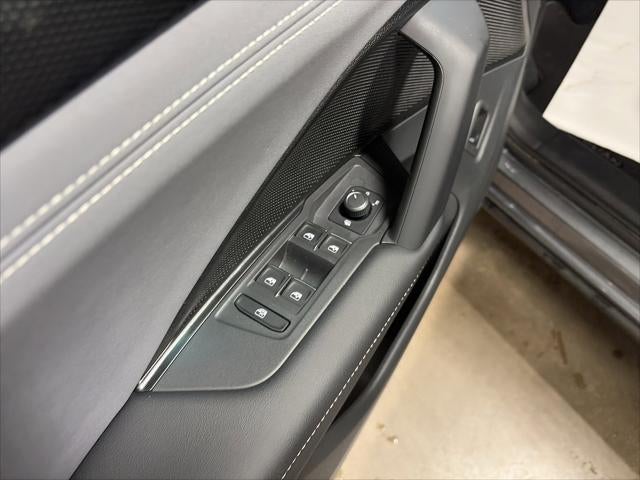 2025 Volkswagen Tiguan SE