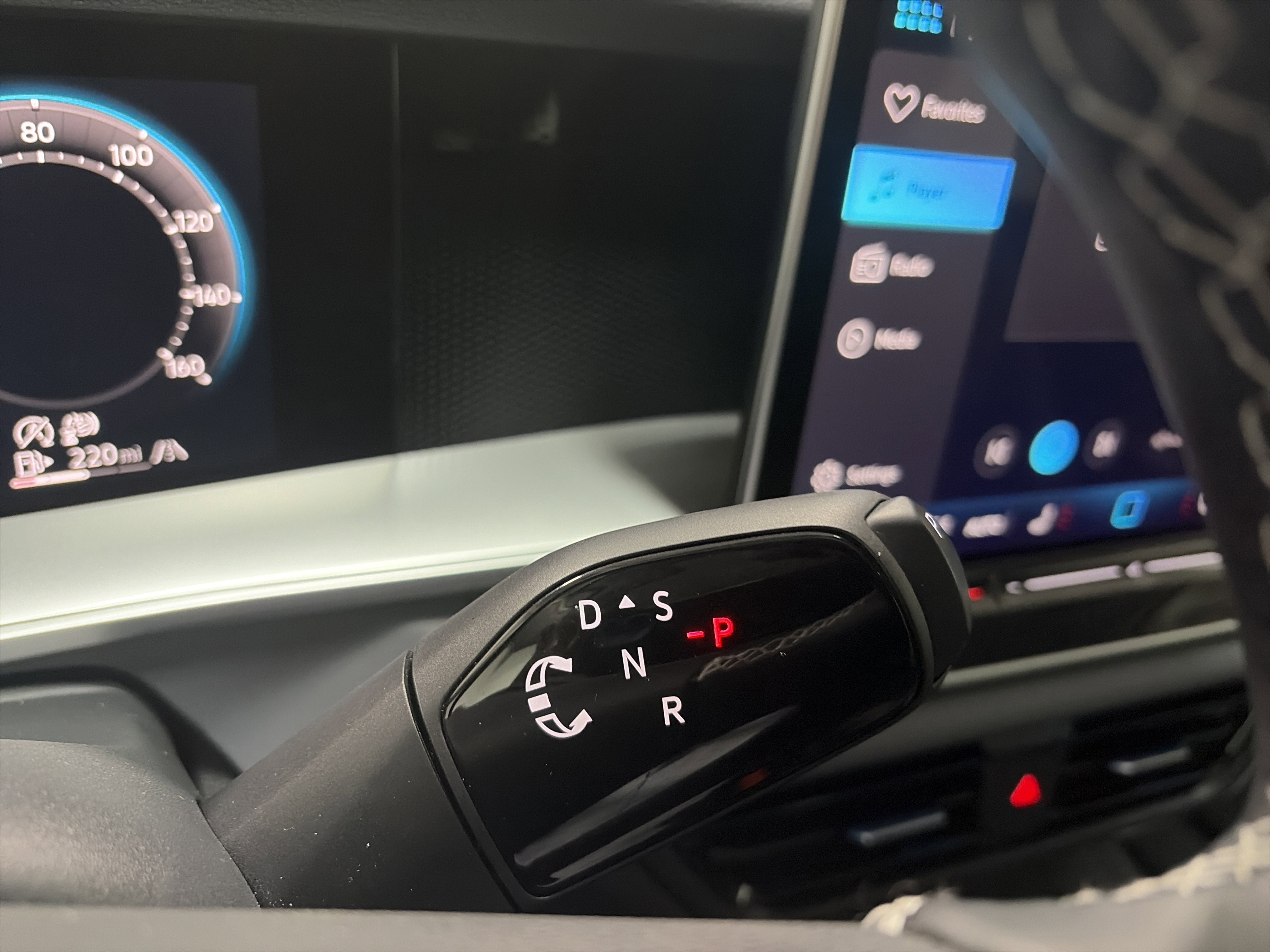 2025 Volkswagen Tiguan SE