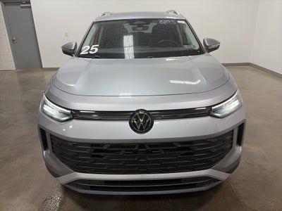 2025 Volkswagen Tiguan SE