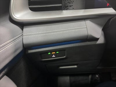 2025 Volkswagen Tiguan SE