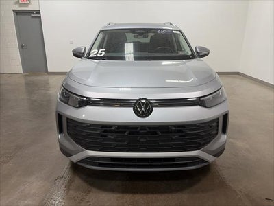 2025 Volkswagen Tiguan SE