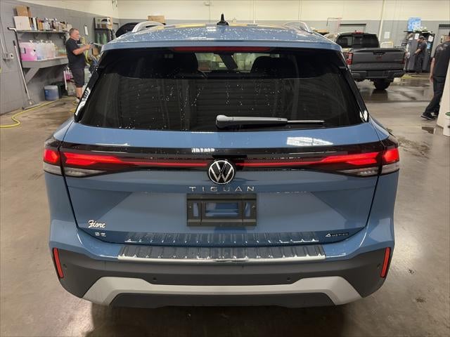 2025 Volkswagen Tiguan SE