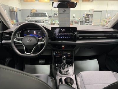 2025 Volkswagen Jetta SE