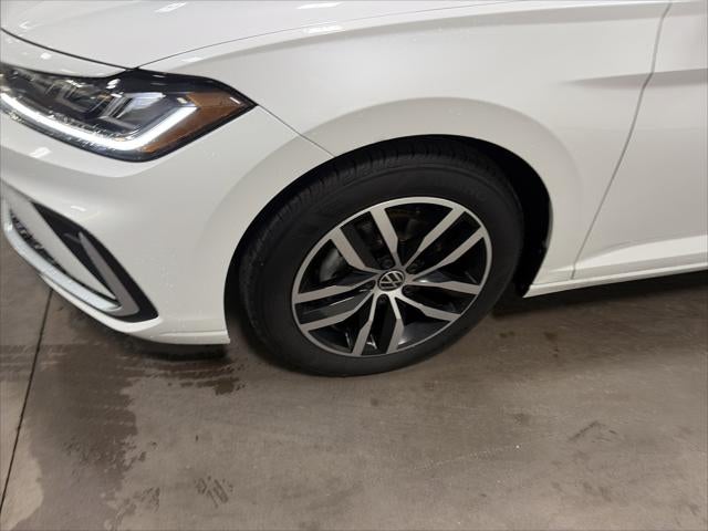2025 Volkswagen Jetta SE