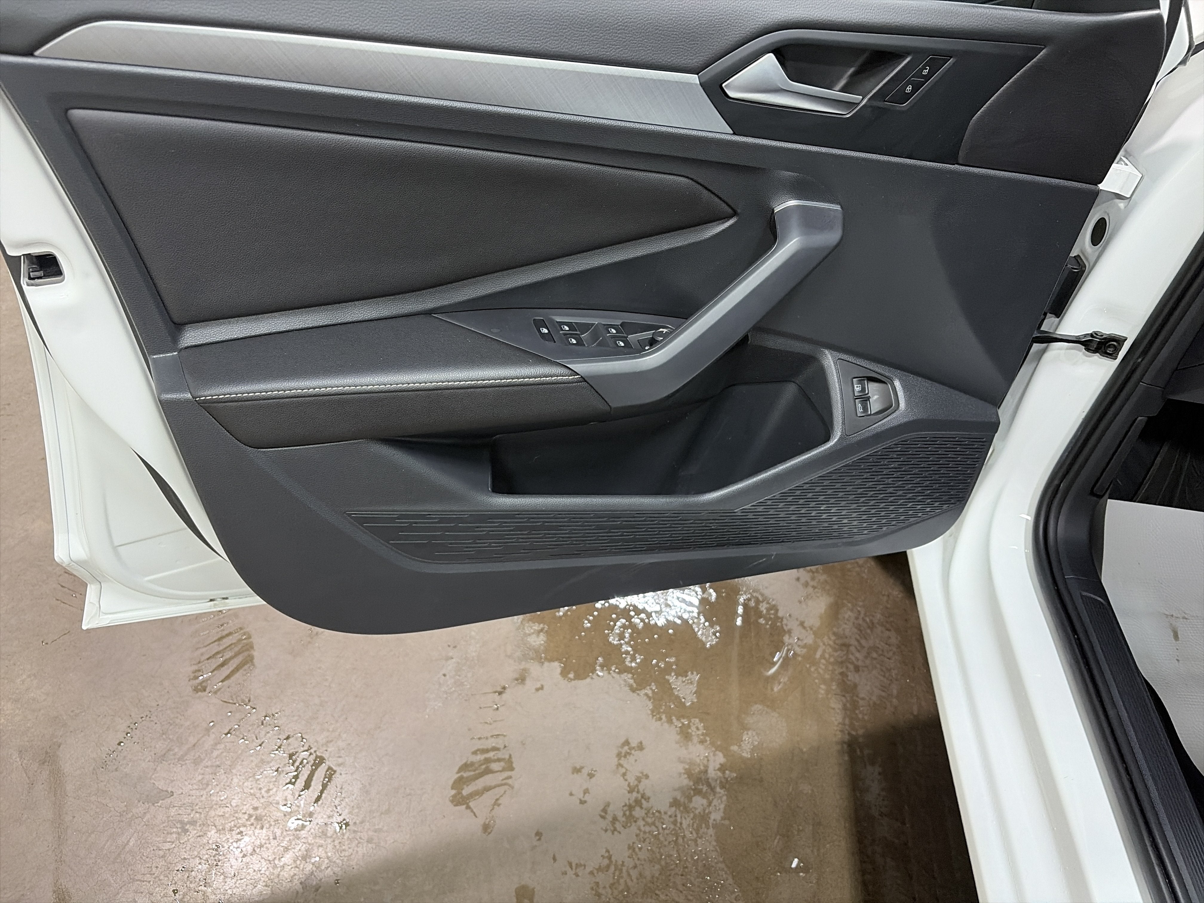 2023 Volkswagen Jetta SE