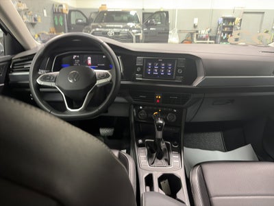 2023 Volkswagen Jetta SE