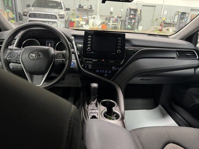 2023 Toyota Camry Hybrid LE