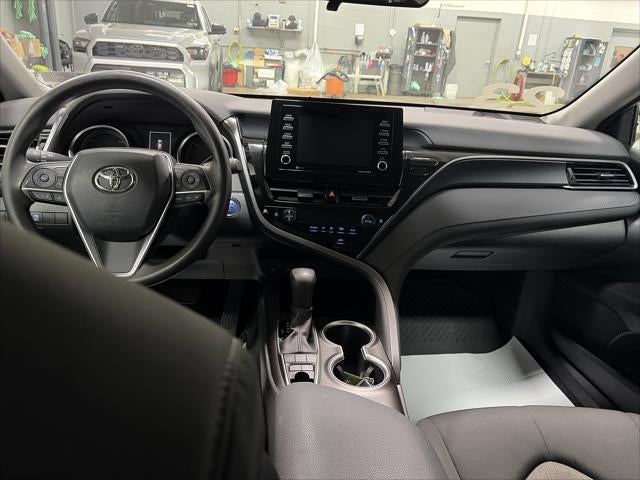 2023 Toyota Camry Hybrid LE