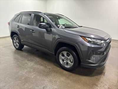 2025 Toyota RAV4 Hybrid LE