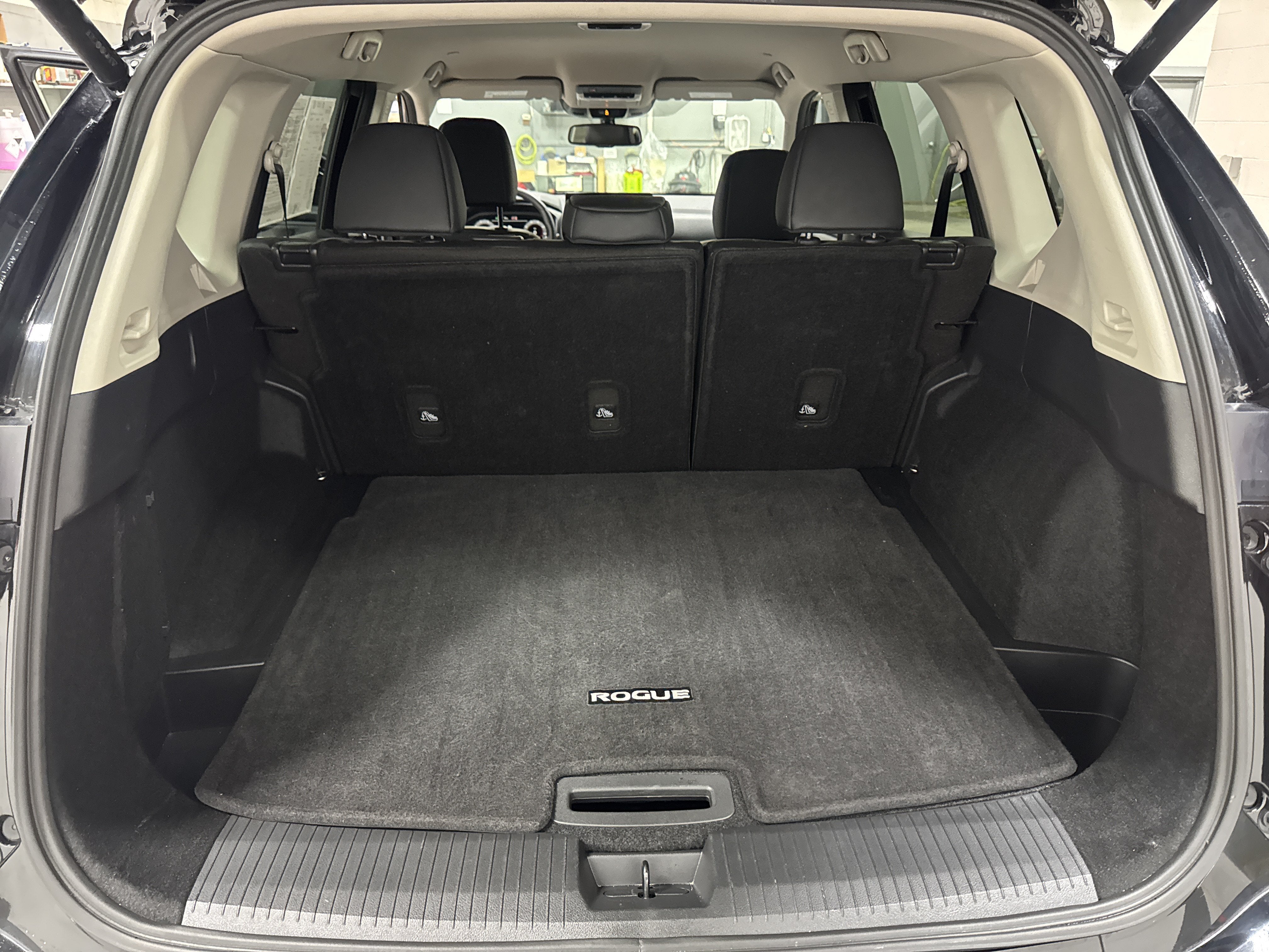 2026 Nissan Rogue SL