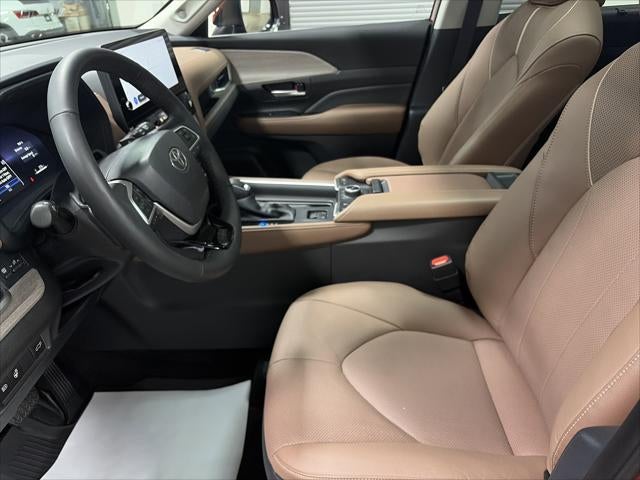 2025 Toyota Grand Highlander Platinum