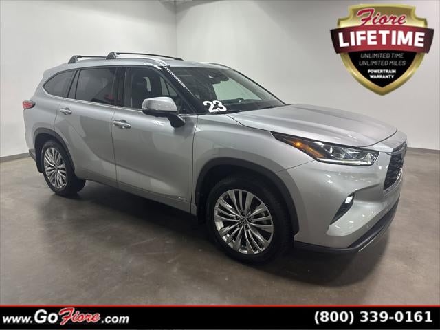 2023 Toyota Highlander Hybrid Platinum