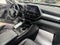 2023 Toyota Highlander Hybrid Platinum