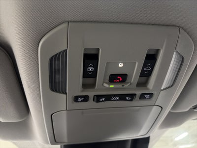 2025 Toyota Highlander Hybrid Platinum