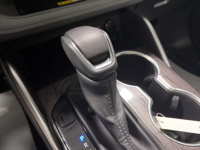 2025 Toyota Highlander Hybrid Platinum