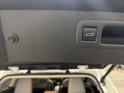 2025 Toyota Highlander Hybrid Platinum