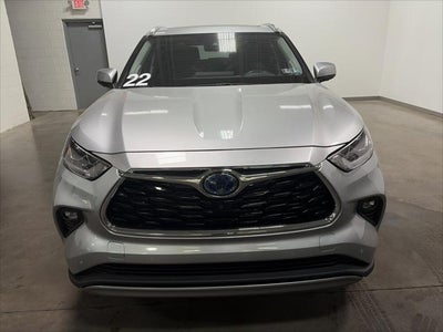 2022 Toyota Highlander Hybrid Platinum