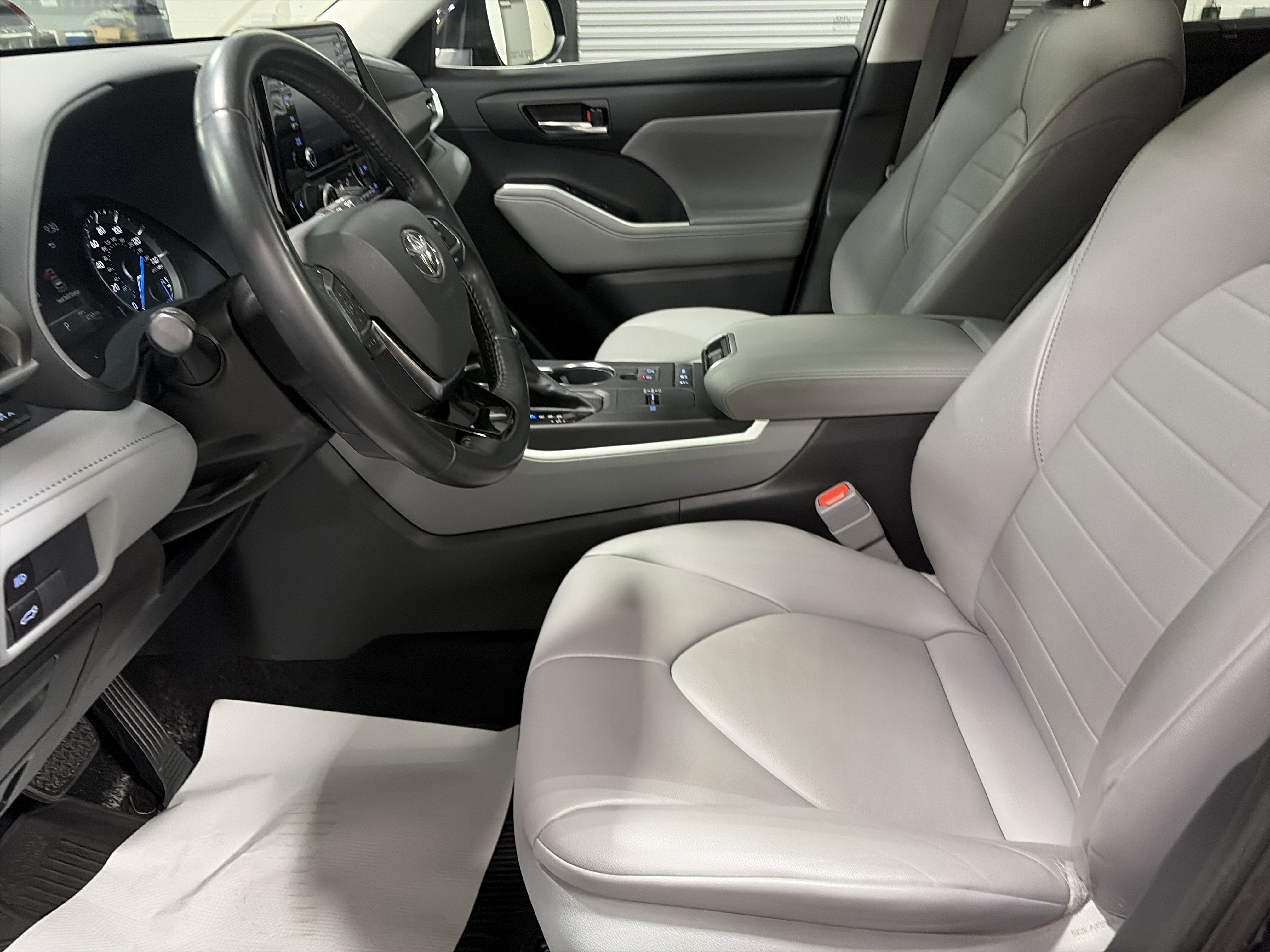 2021 Toyota Highlander Hybrid XLE