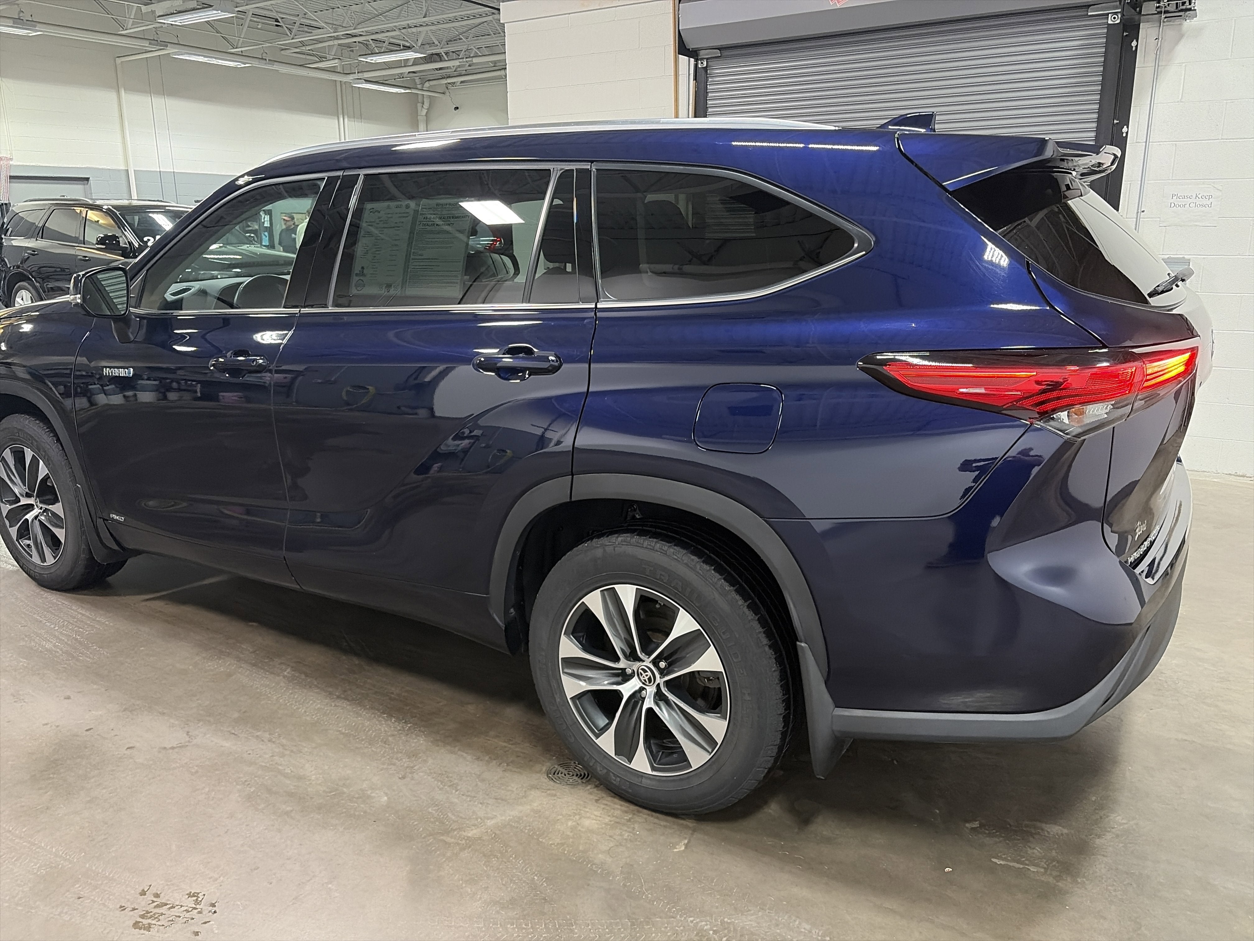 2021 Toyota Highlander Hybrid XLE
