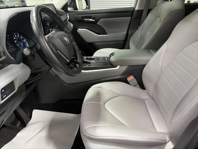 2021 Toyota Highlander Hybrid XLE