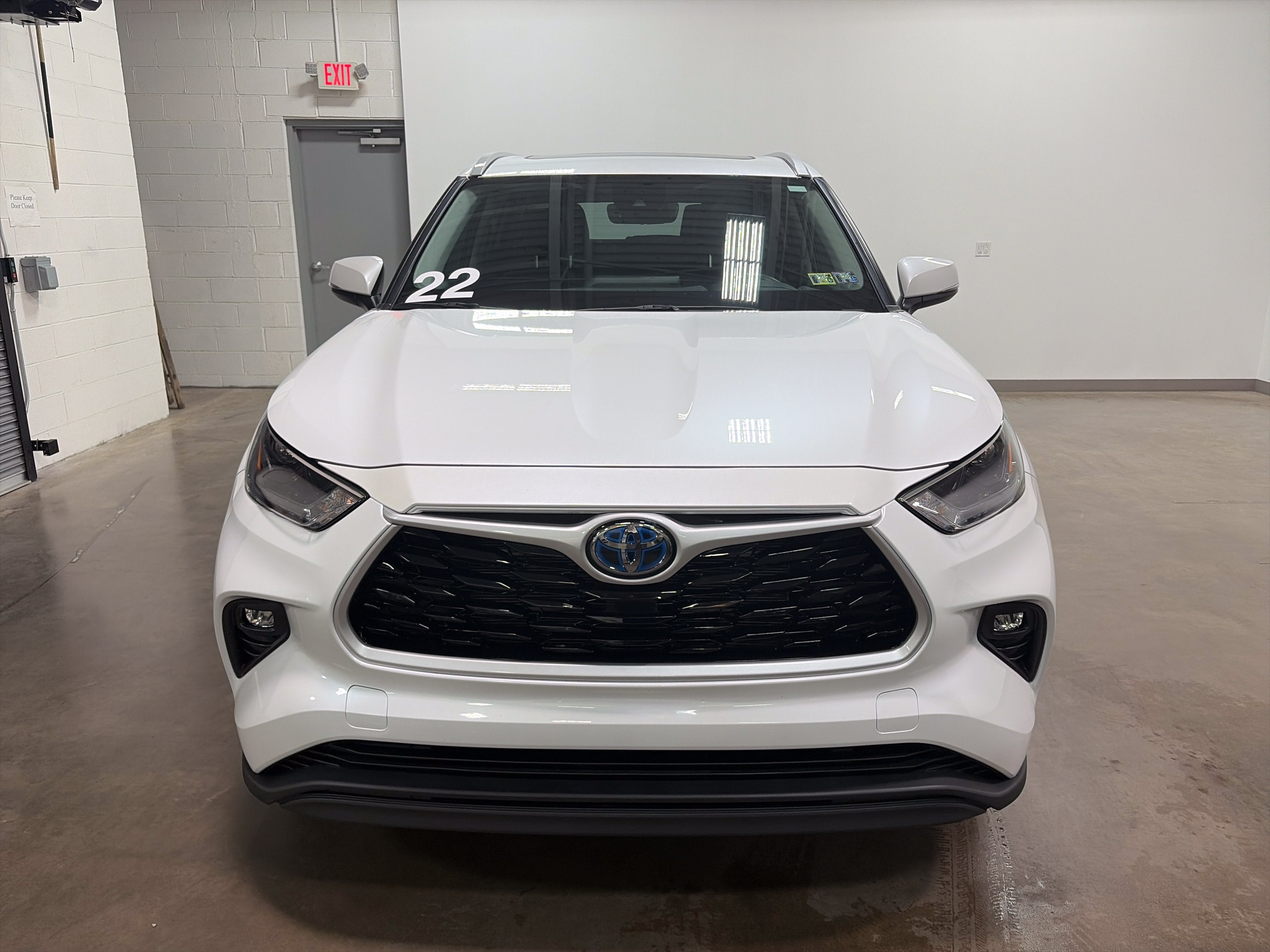 2022 Toyota Highlander Hybrid XLE