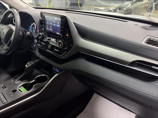 2022 Toyota Highlander Hybrid XLE