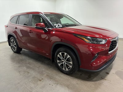 2023 Toyota Highlander Hybrid XLE
