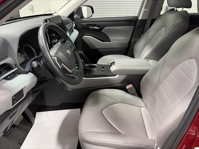 2023 Toyota Highlander Hybrid XLE