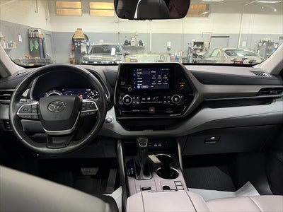 2023 Toyota Highlander Hybrid XLE