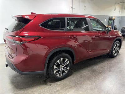 2023 Toyota Highlander Hybrid XLE
