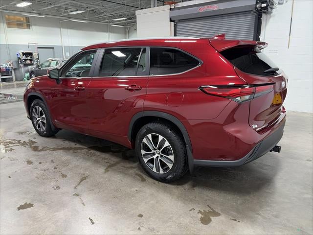 2023 Toyota Highlander Hybrid XLE