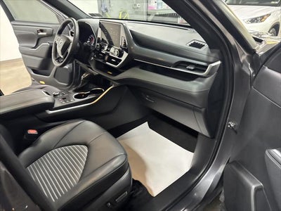 2024 Toyota Highlander XSE