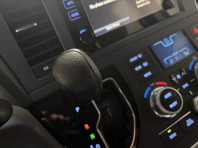 2017 Toyota Sienna LE