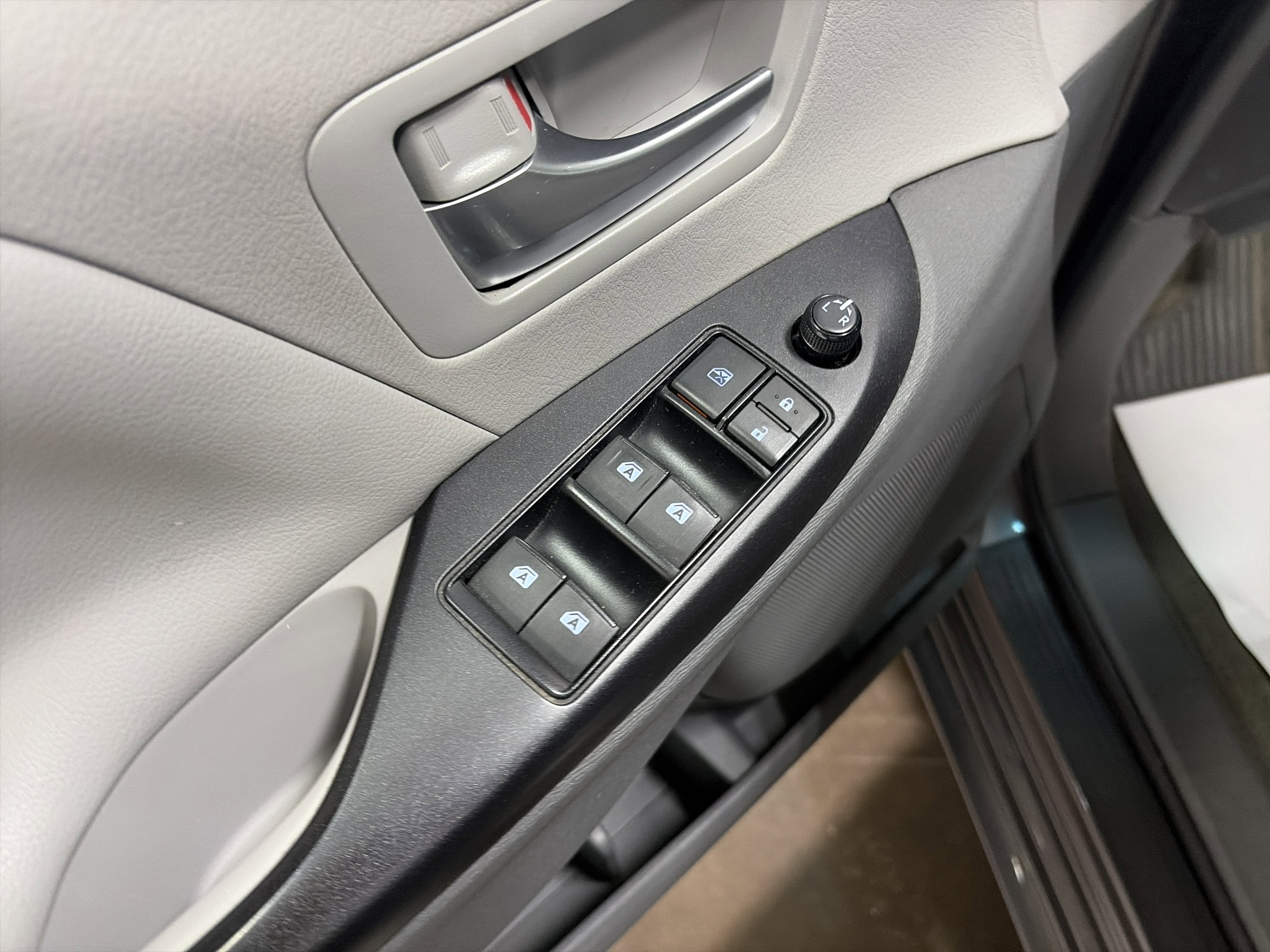 2017 Toyota Sienna LE