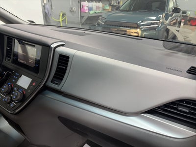 2017 Toyota Sienna LE