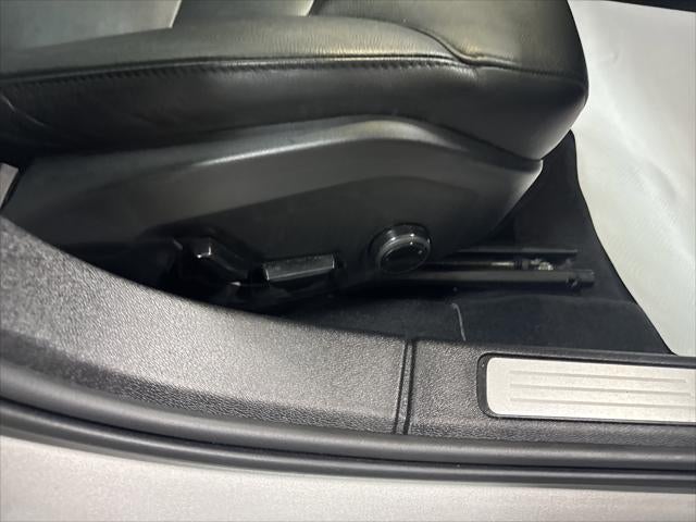 2024 Volvo S60 Core Dark Theme
