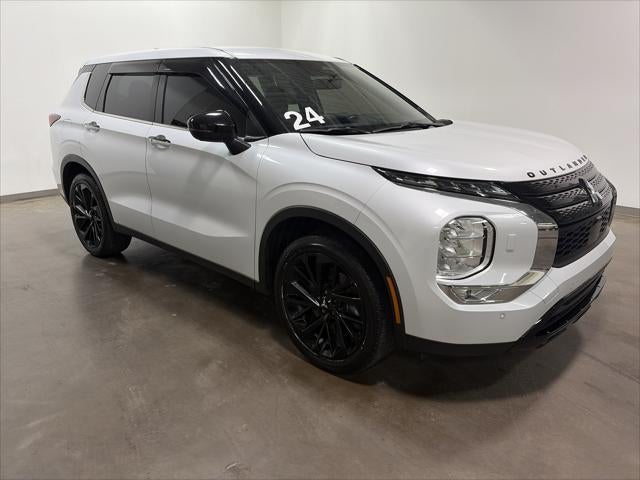 2024 Mitsubishi Outlander SE Black Edition