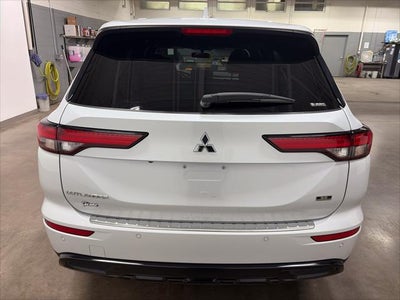 2024 Mitsubishi Outlander SE Black Edition