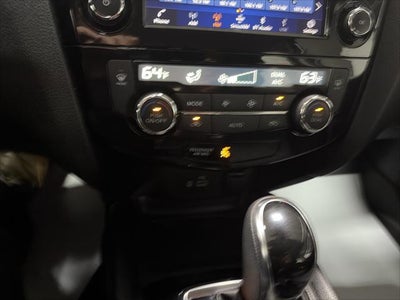 2022 Nissan Rogue Sport SV