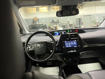 2022 Toyota Prius XLE