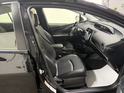 2022 Toyota Prius XLE